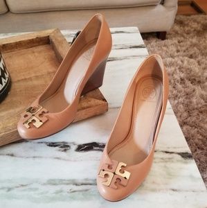 Tory Burch Lowell Tan Wedges